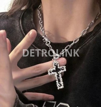 Punk Chunky Cross Pendant Paperclip Chain Necklace